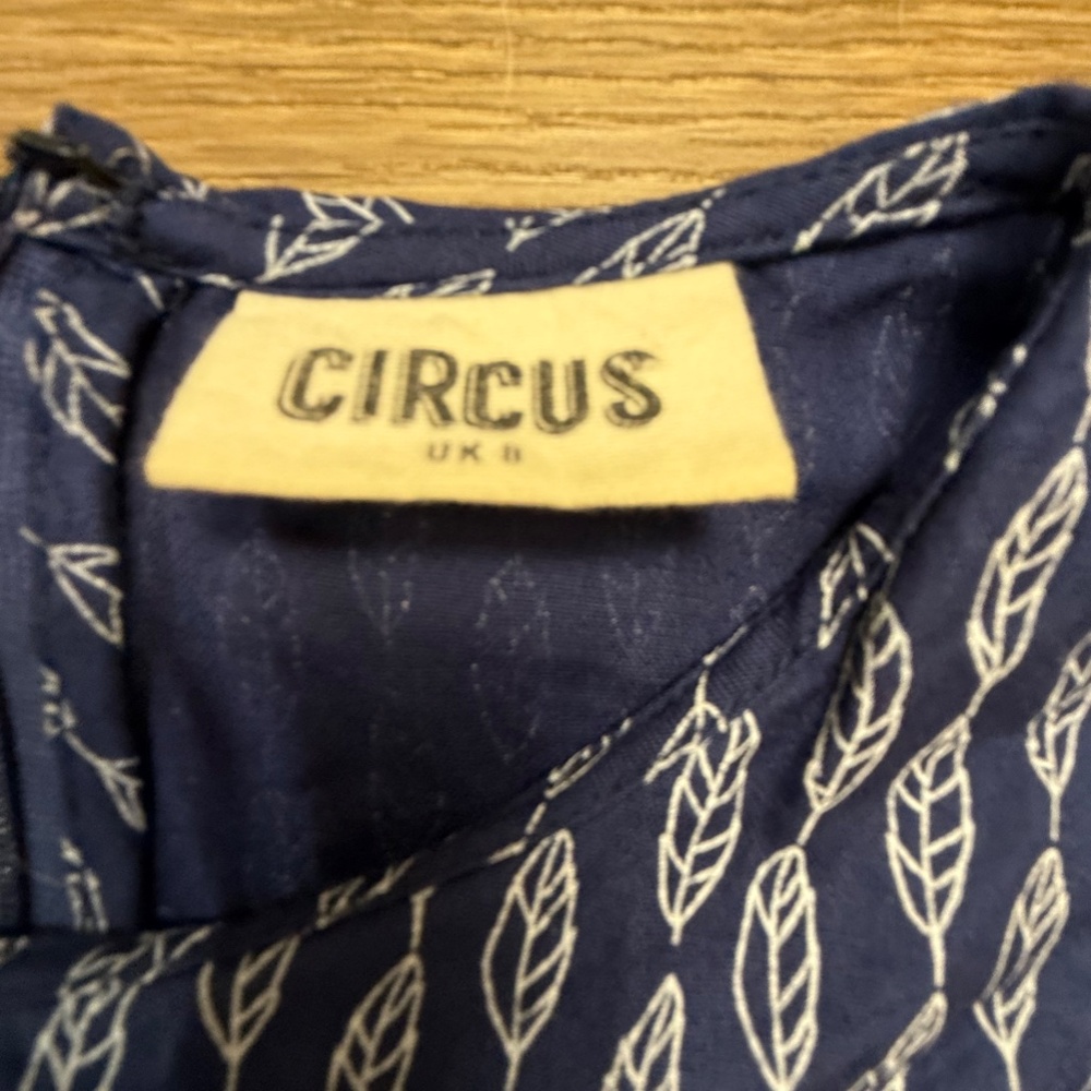 Modcloth x CIRCUS Feather Print Retro Peter Pan Collar Short Sleeve Blouse UK 8 - Picture 4 of 10